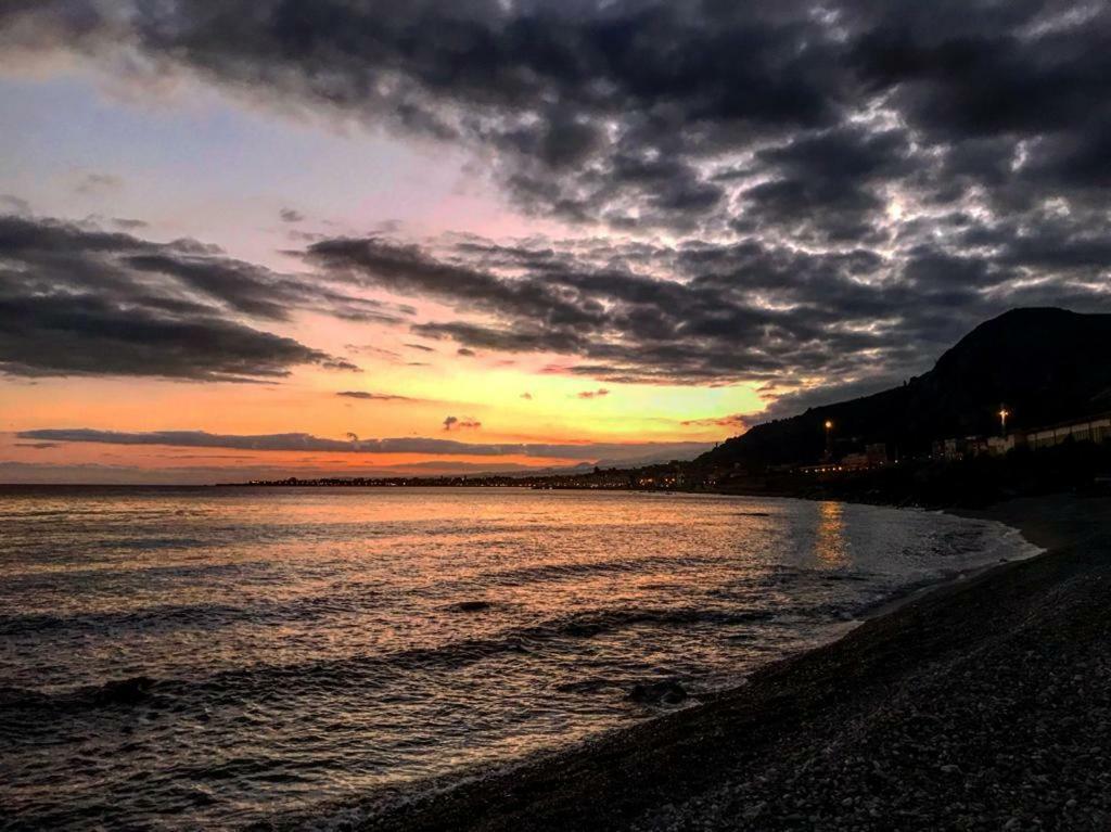 Baia Di Atlantide Lägenhet Taormina Exteriör bild
